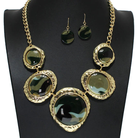 8.27.25 GEOMETRIC CELLULOID ACETATE NECKLACE Camo