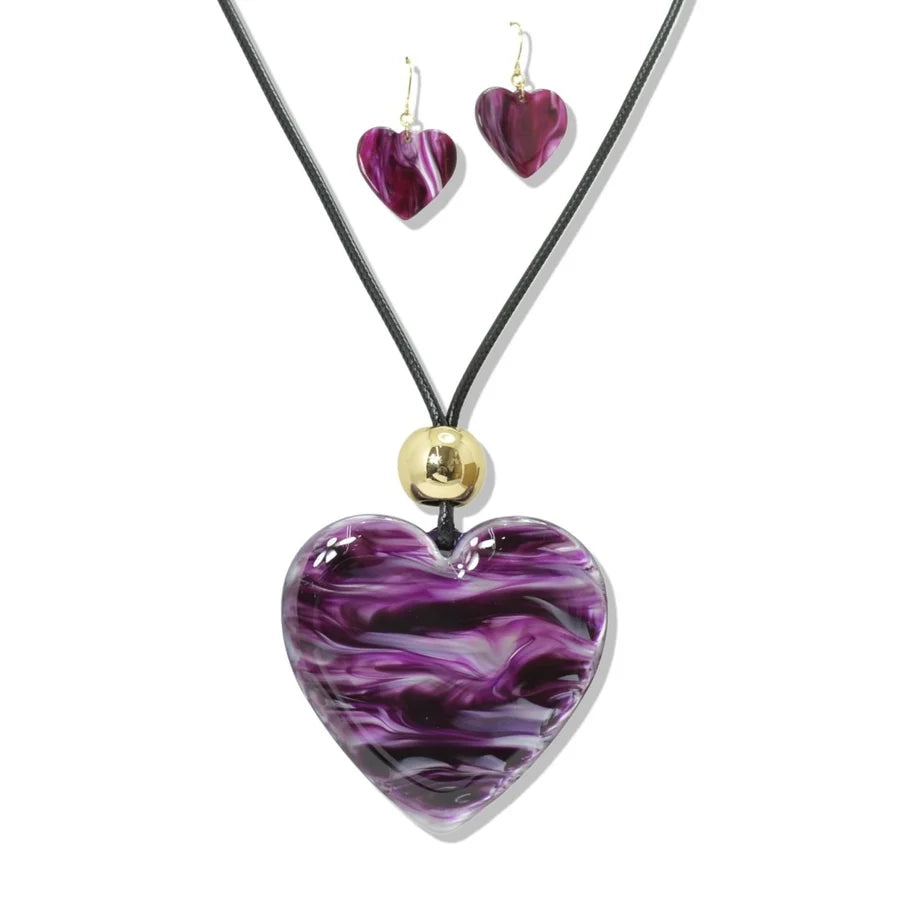 8.20.26 Necklace resin heart w earrings