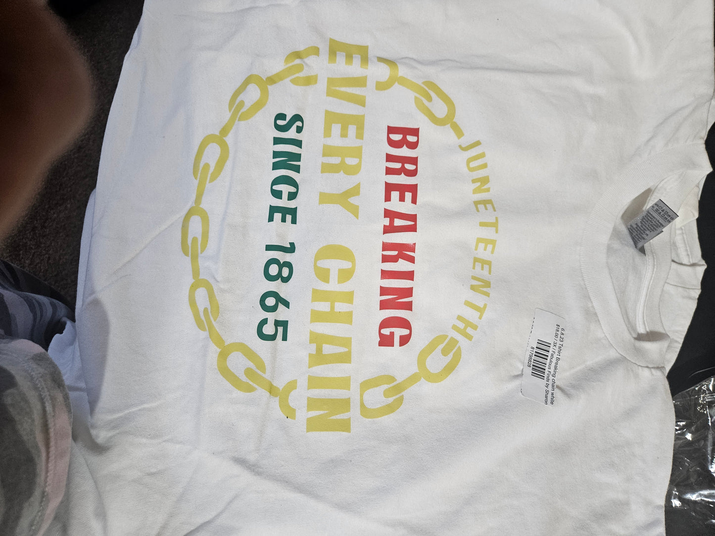 6.8.23 Tshirt Breaking chain white