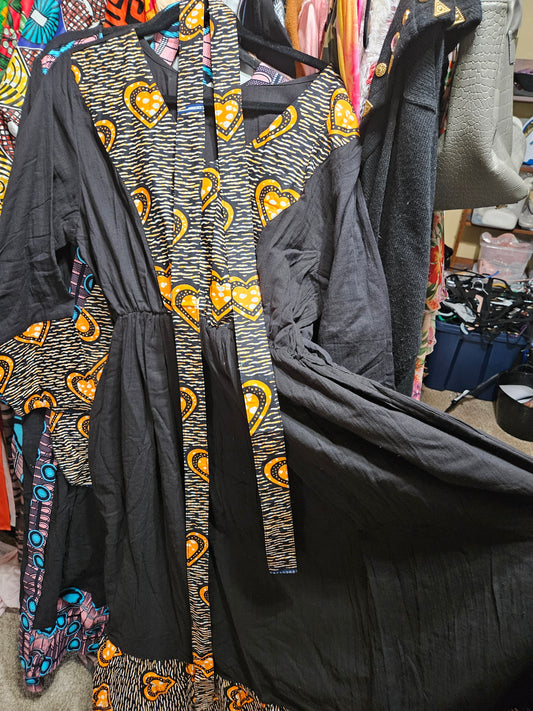 1.31.25 Dress African Dress w tribal trim fit up to 2x