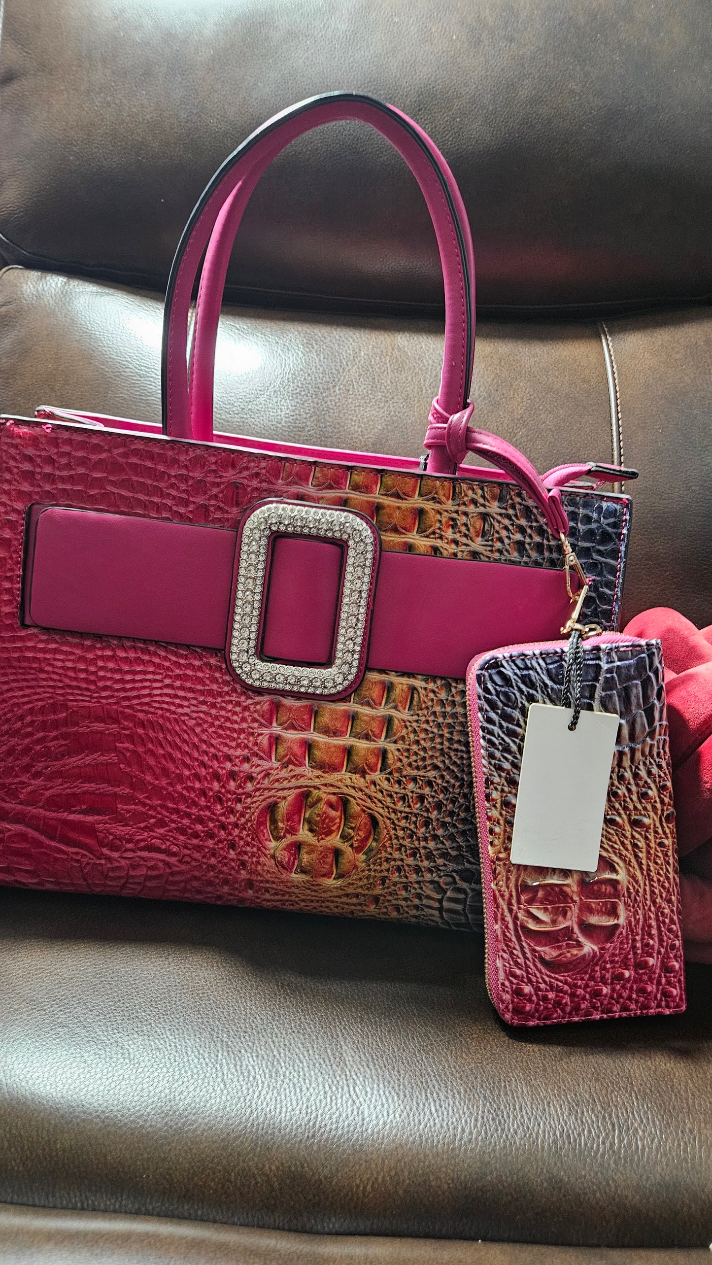9.4.25 Purse Croc texture ombre w buckle bling