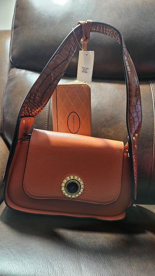 9.4.25 Purse shoulder bag w croc trim black medallion mid