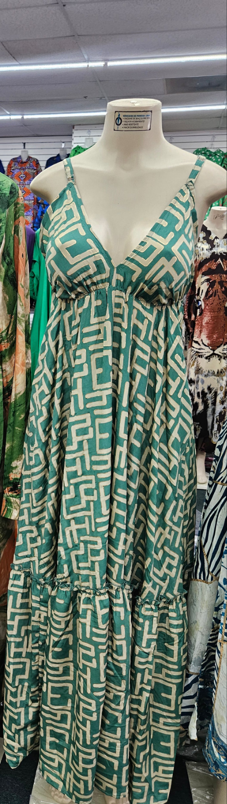 6.15.25 Dress Shanta summer vacay halter dress w gold box pattern OS