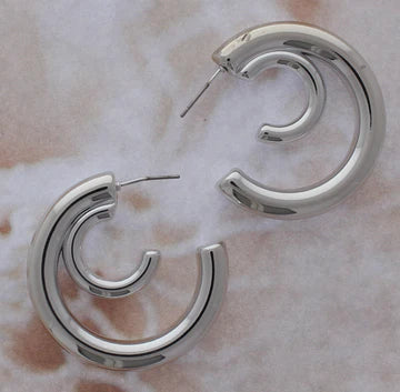 5.25.25 Earring circle hoops double