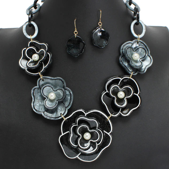 5.18.25 Necklace set rose on link dangling w earrings