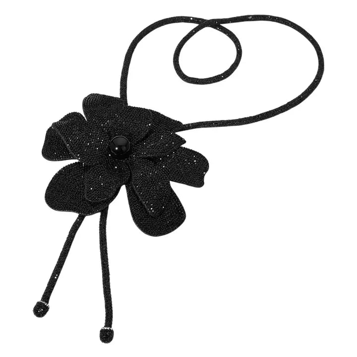 7.2.26 Necklace bold flower necklace