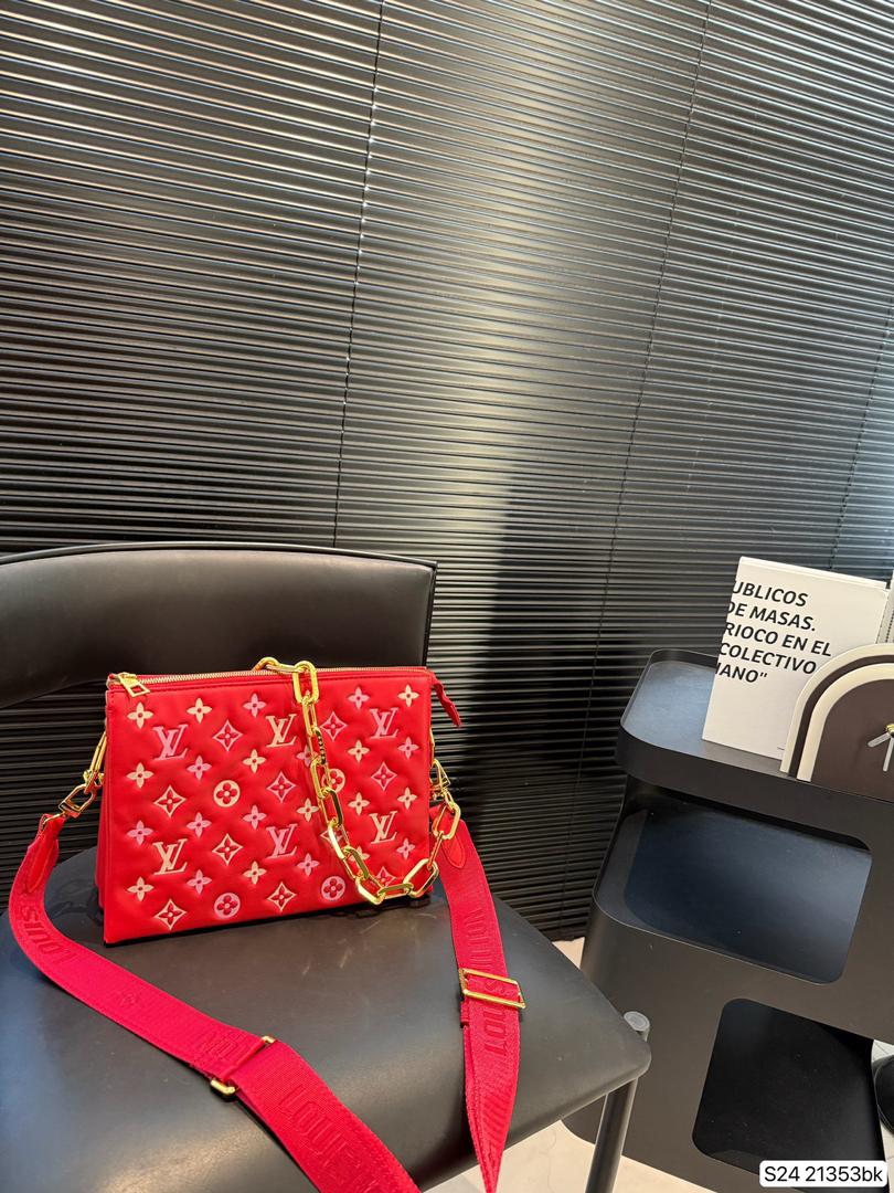 9.17.25 Purse crossbody L w colors