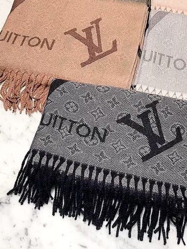 9.15.26 Scarves L w fringes
