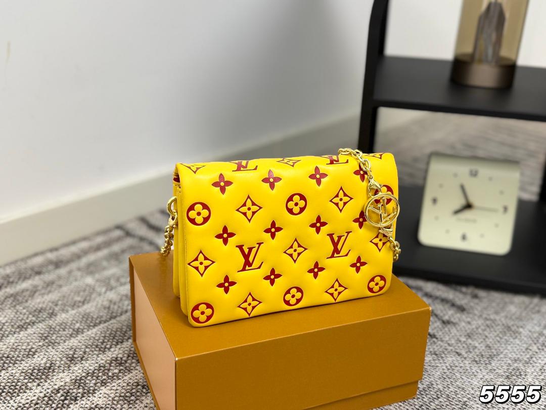 9.17.25 Purse small crossbody l design