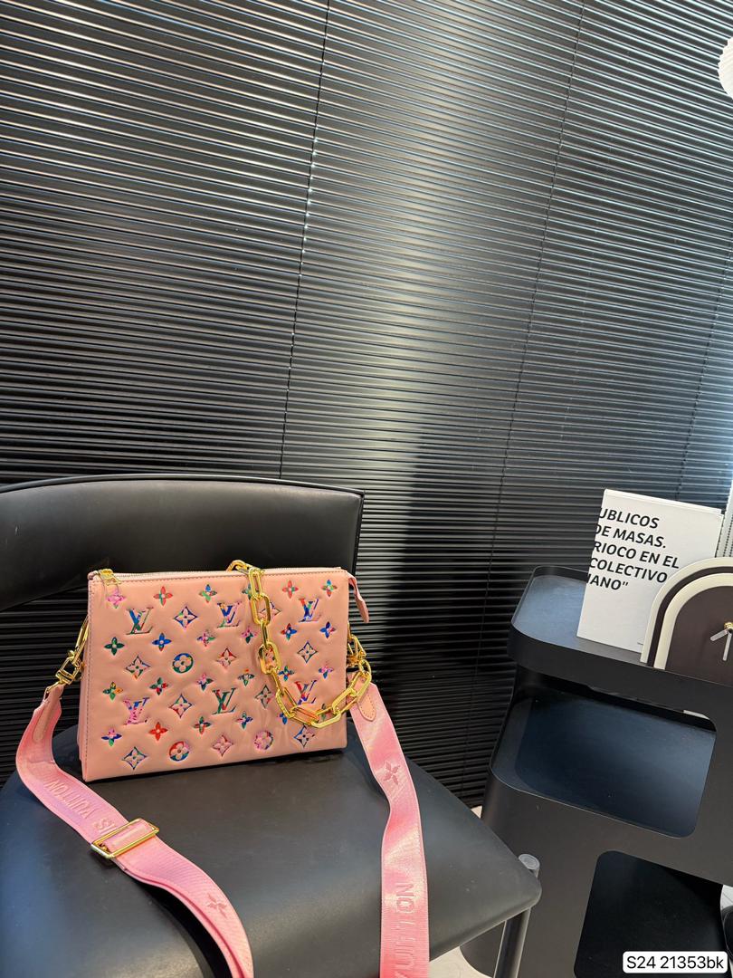 9.17.25 Purse crossbody L w colors