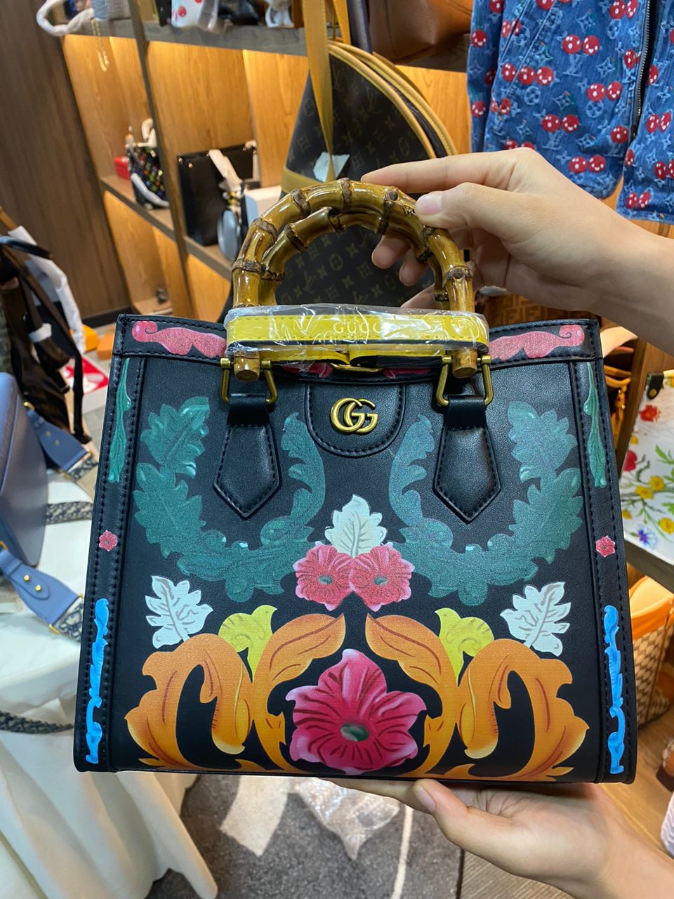 9.3.25 Purse G Purse with colorful floral