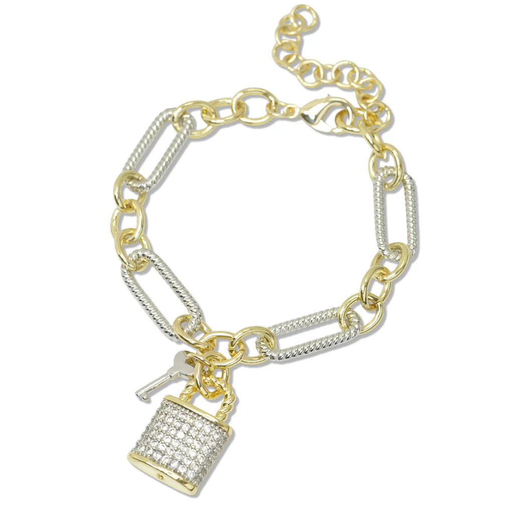 10.2.25 Bracelet 14K GOLD PLATED LOCK KEY CHARM LINK