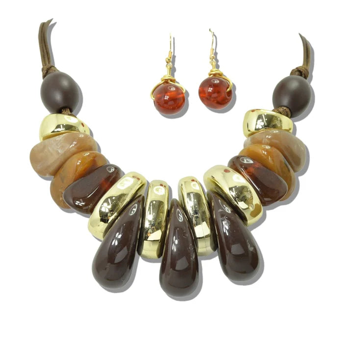 7.7.26 Necklace CHUNKY SCULPTURAL TEARDROP BEAD