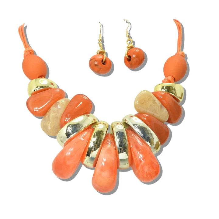 7.7.26 Necklace CHUNKY SCULPTURAL TEARDROP BEAD