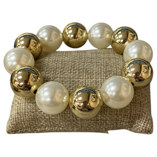 2.28.26 Necklace/bracelet set pearl/gold bubble