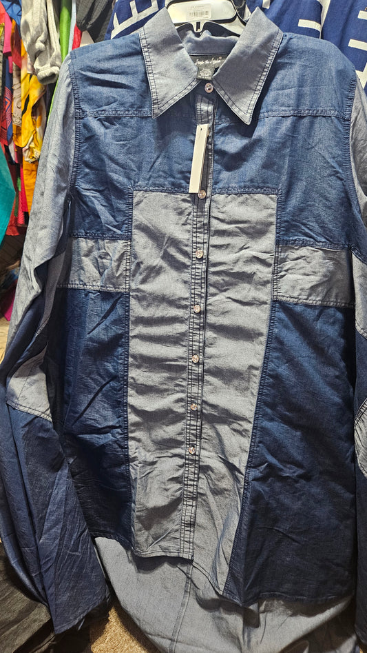 8.22.25 SNS  denim patches hilo  fits up to 2x