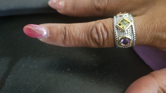 9.1.25 Ring multicolor stone silver/gold band size 9