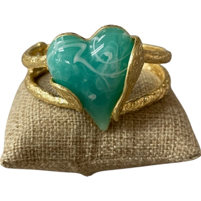 3.3.26 Necklace set turquoise heart trimmed in gold