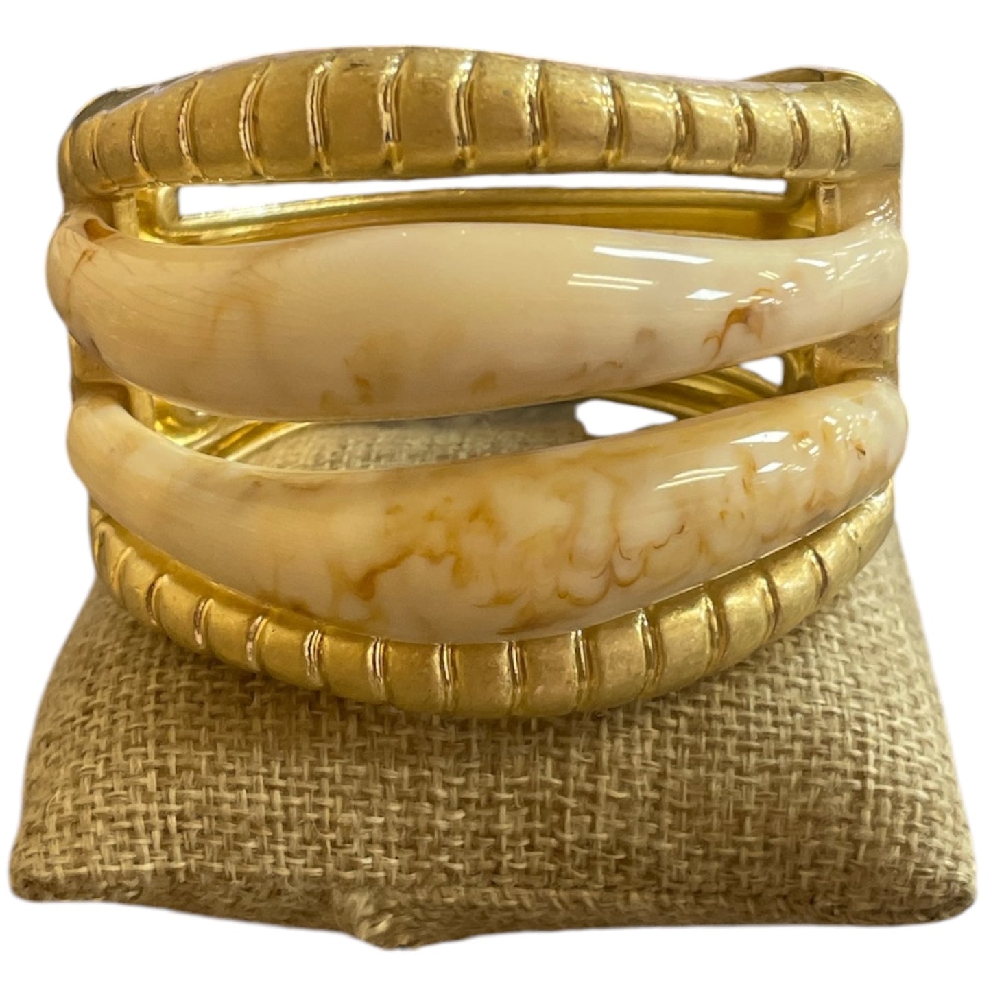 8.5.26 Bracelet Chunky acrylic statement