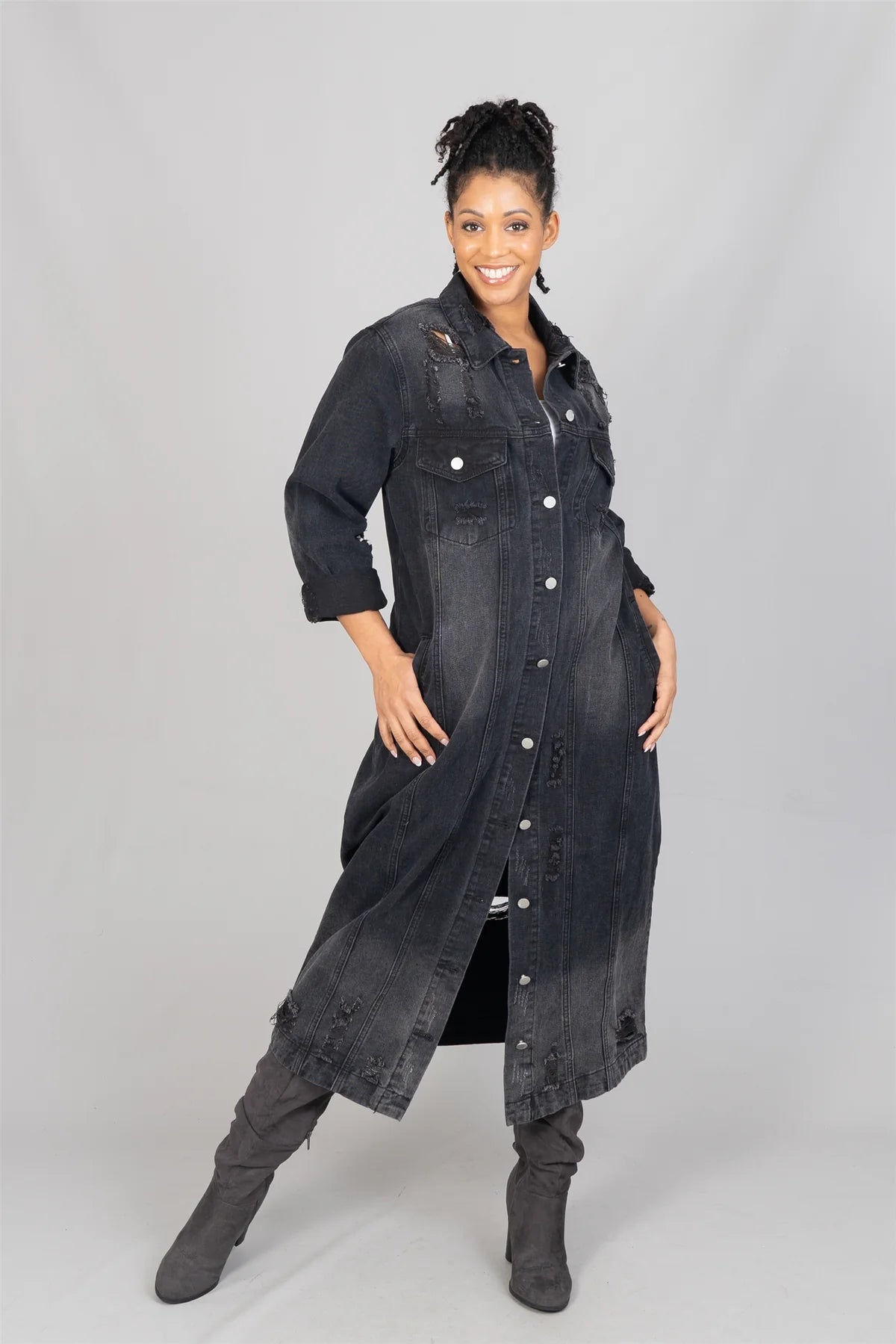 8.30.25 Jacket Rhinestone patch distressed denim long jacket sz