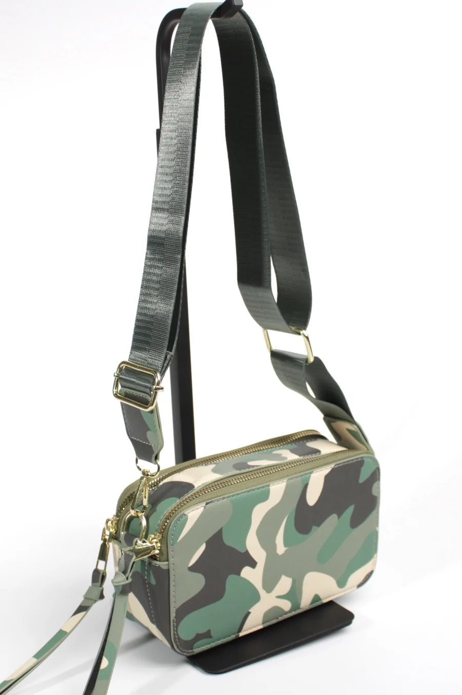 8.25.26 Purse Camo camera bag