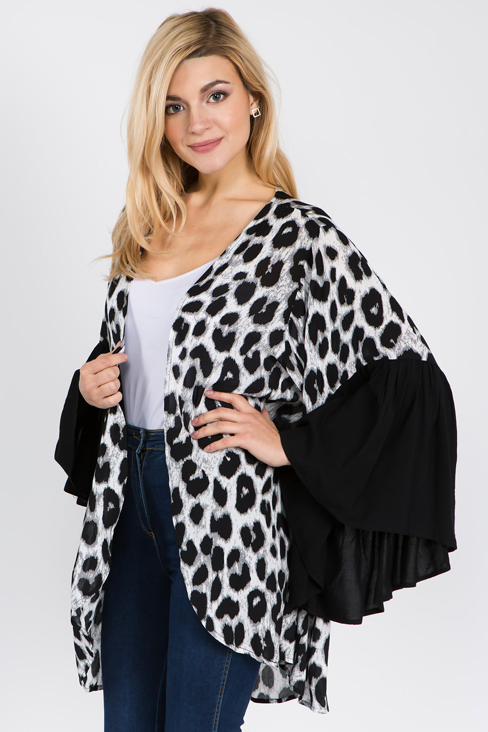 8.26.26 Duster DH leopard black grey puffy sleeves OS