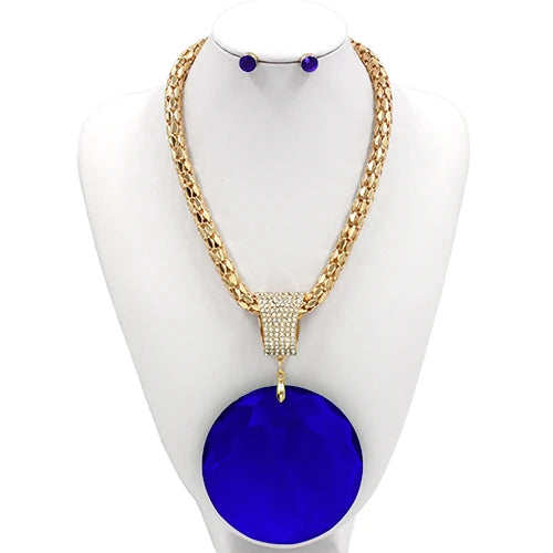 9.17.26 Necklace set stone medallion w stud earrings
