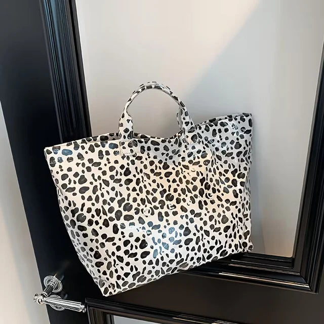 8.2.26 Tote variet tote w glossy finish