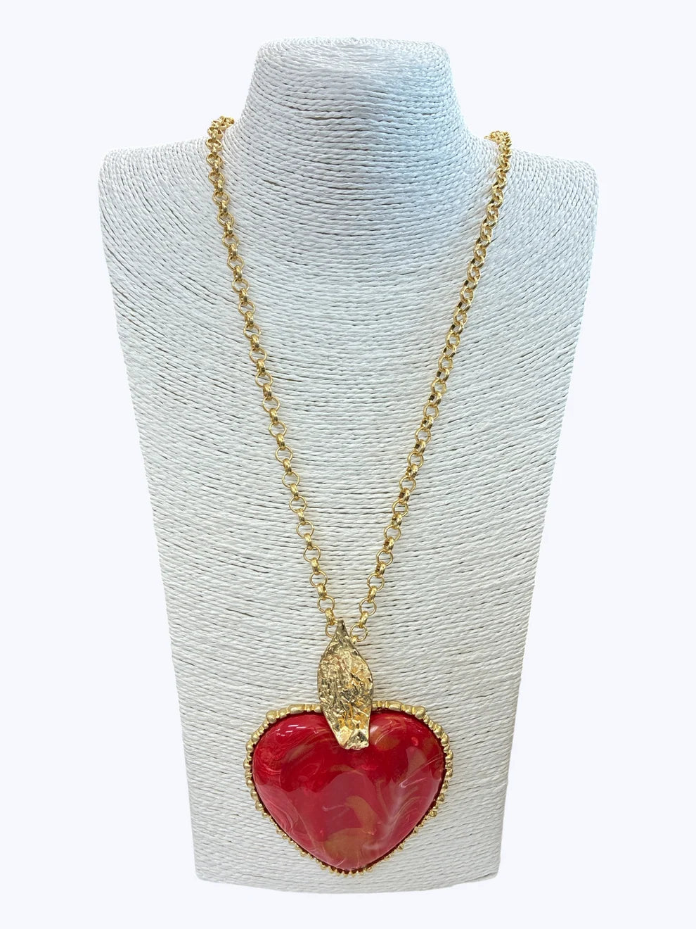 8.29.26 Necklace oversized heart gold chain