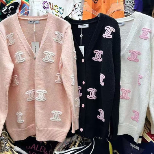 10.1.25 Sweater C w pink lettering cardigan M-1x