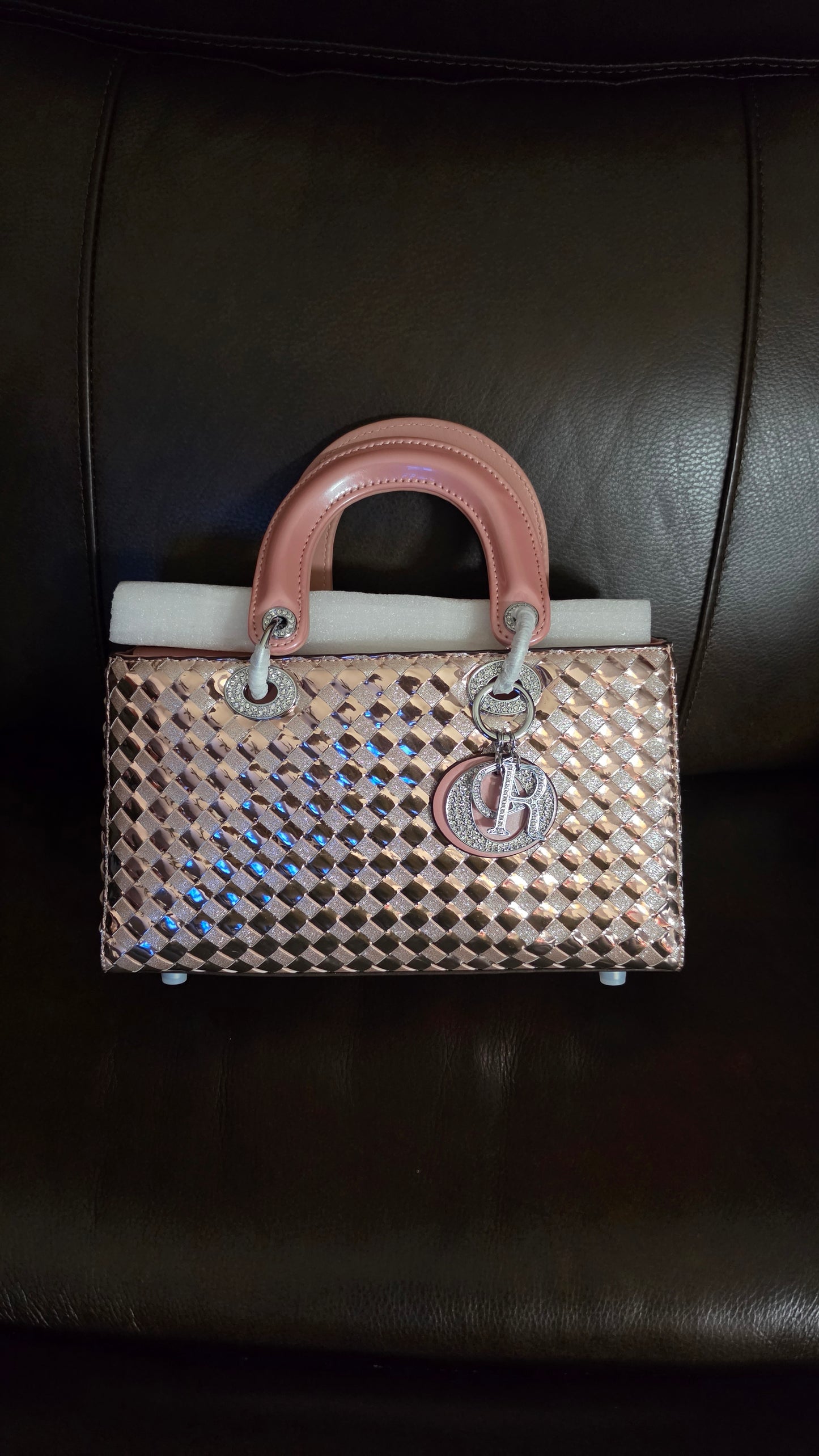9.1.26 Purse d basket weave