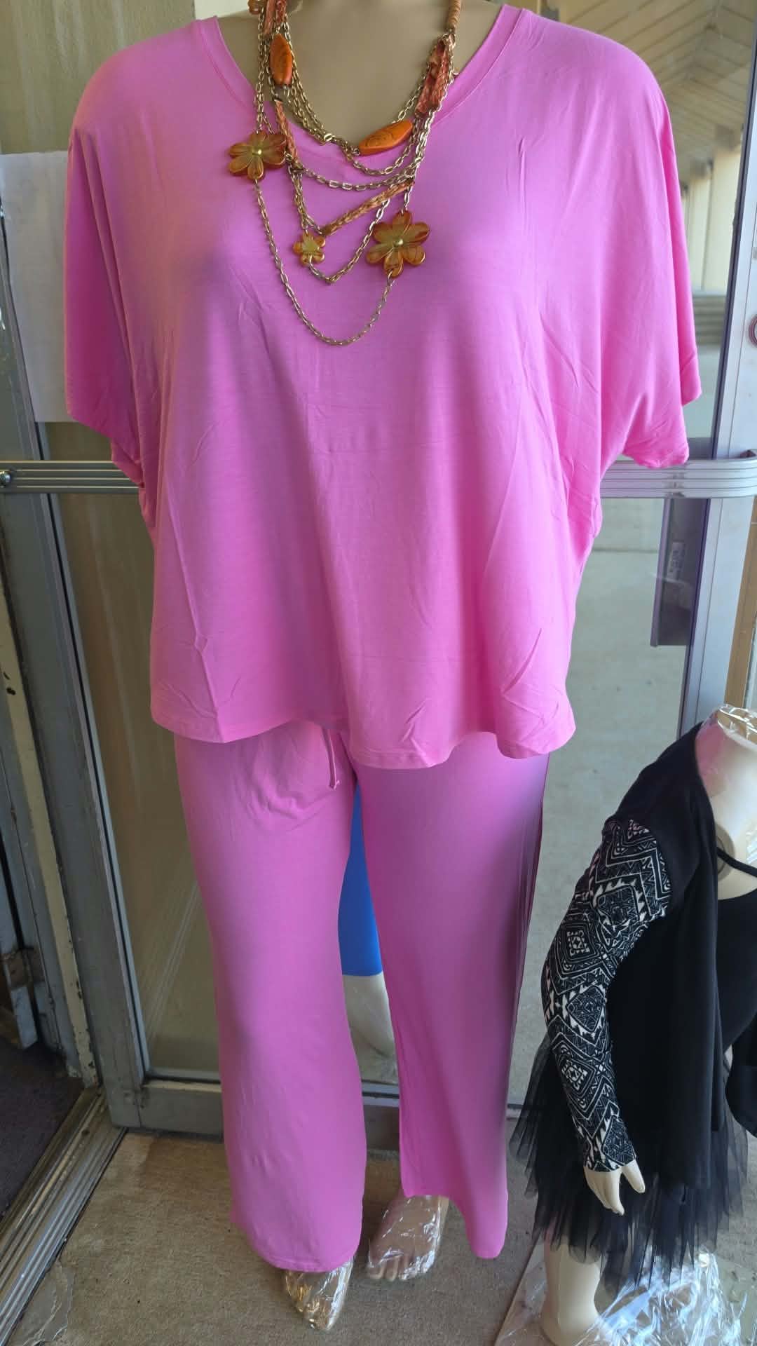 10.7.26 Pants set Zenana jersey knit hot pink 2x