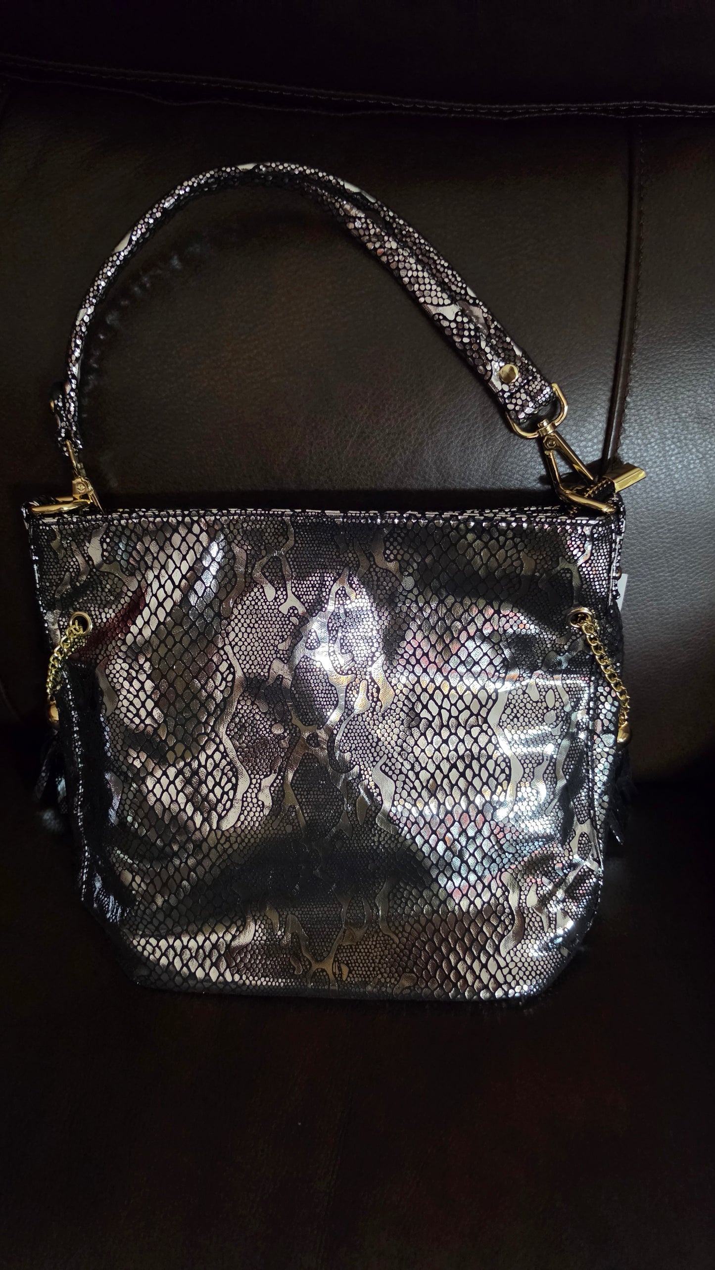 9.1.26 Purse snakeskin mirror sack